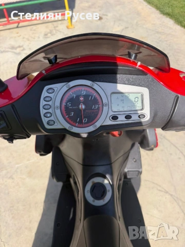 скутер мотопед gilera runner c46 sport 49 кубика / 2 тактов / водно охлаждане -цена 1 250 евро, БЕЗ , снимка 4 - Мотоциклети и мототехника - 54304662