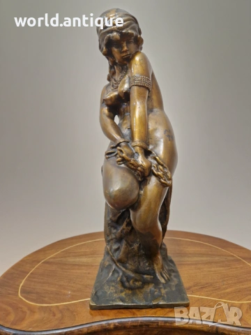 Прекрасна стара антикварна френска бронзова фигура пластика статуетка , снимка 2 - Антикварни и старинни предмети - 53097913