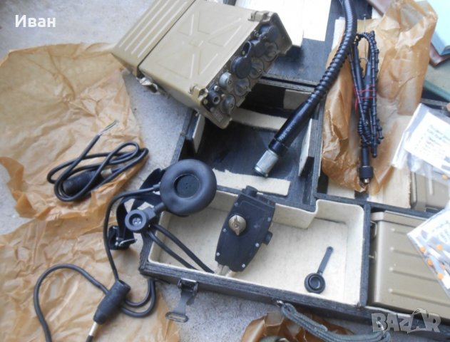Куфари с оборудване за радиостанция Р 33 М, снимка 7 - Антикварни и старинни предмети - 38526608