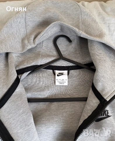 Nike Tech Fleece горнище , снимка 5 - Спортни дрехи, екипи - 53185576
