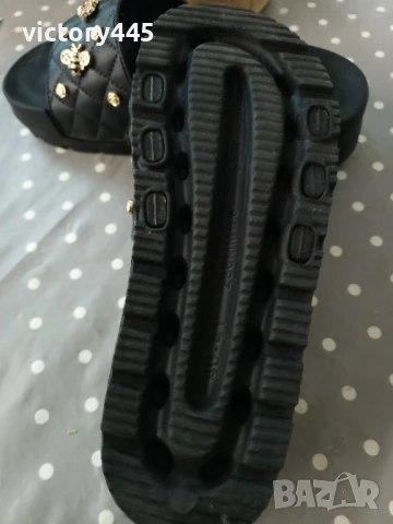 Чехли Miu Miu 40-41 номер, снимка 3 - Чехли - 51343052