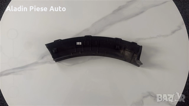 Лайсна за предна дясна броня Kia Niro код 86558G5500, 86558-G5500 , снимка 2 - Аксесоари и консумативи - 52522949