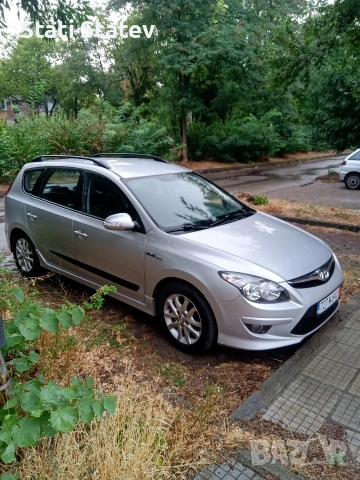 лек автомобил Хюндай i 30, снимка 8 - Части - 54233534