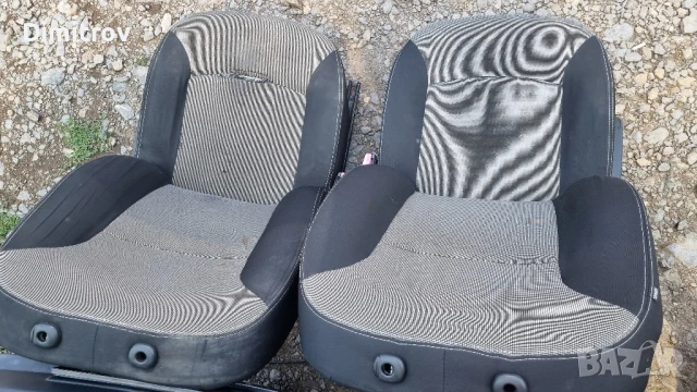 Салон - седалки за Дачия Дъстер / Dacia Duster , снимка 2 - Части - 51319266