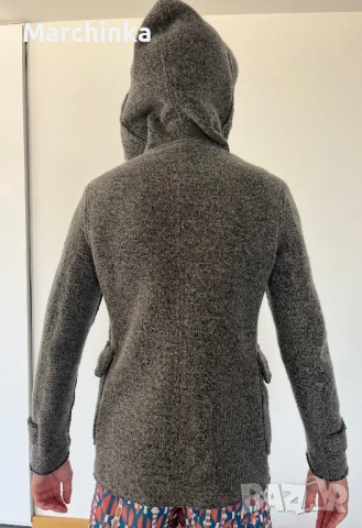 Вълнено палто М размер , снимка 2 - Палта - 51314170