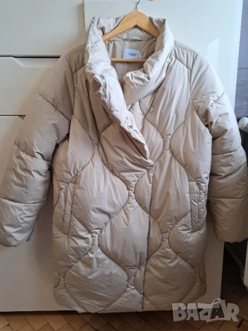 Дамско зимно яке Reserved No.36, снимка 2 - Якета - 52353778