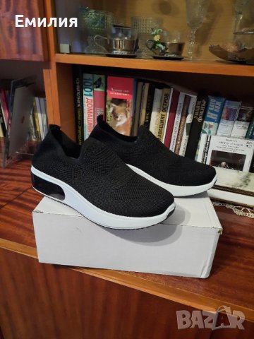 Спортни обувки