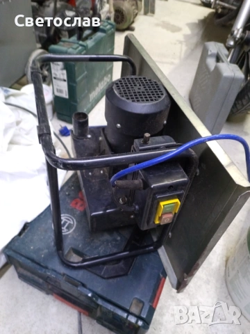 Циркуляр за рязане на дърво с настройка за рязане под ъгъл , снимка 2 - Циркуляри - 54059428