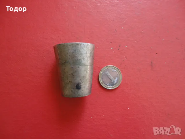 Старинна чашка рюмка за алкохол 1