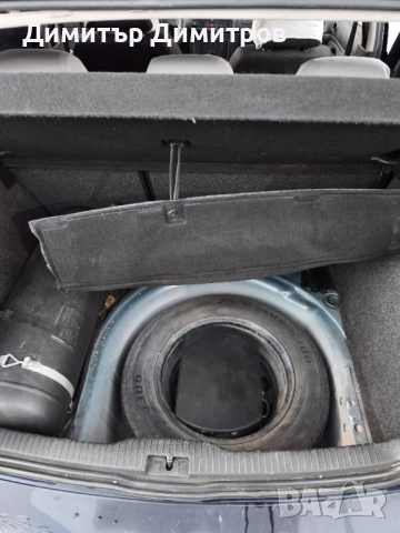 Golf 4 1.4 газ 2ключа 2ри комплект гуми, снимка 9 - Автомобили и джипове - 52775280