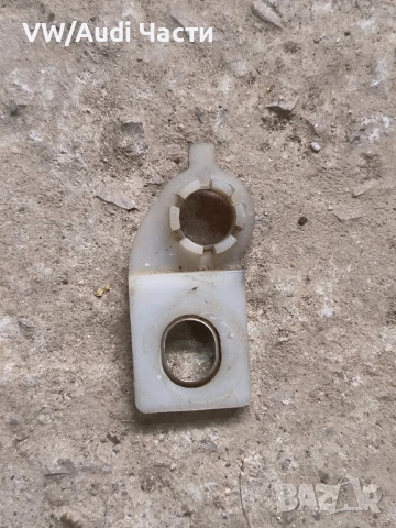 Щипка фар фарове за Ауди А3 С3 Audi A3 S3 8L 8L0941454 / 8L0 941 454