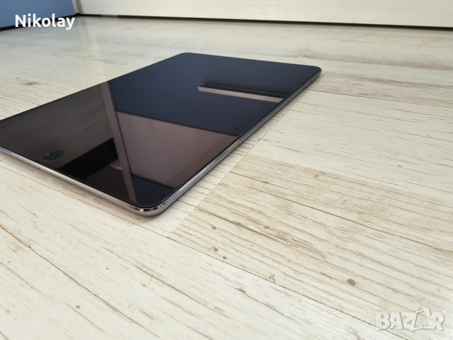 Apple iPad Air 2 - заключен за части, снимка 3 - Таблети - 53274886