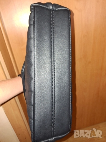 Дамска чанта с дълга дръжка, снимка 5 - Чанти - 52642592