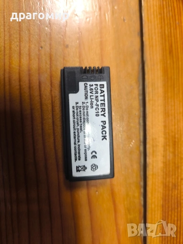 SONY DSC-P8, снимка 3 - Фотоапарати - 53959488