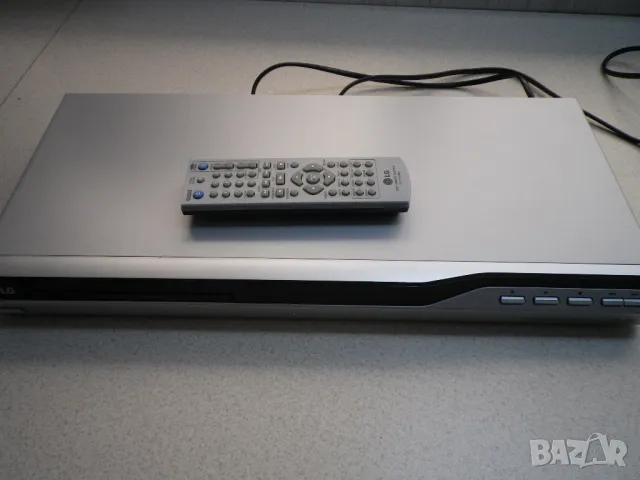 DVD LG DVX276, снимка 8 - Плейъри, домашно кино, прожектори - 50050747