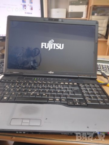 Лаптоп Fujitsu E782, снимка 3 - Лаптопи за работа - 42838228