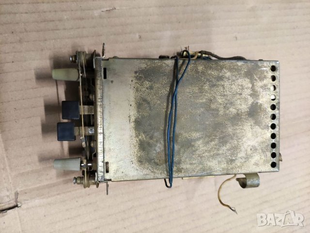 Продавам старо радио за кола  СССР, снимка 3 - Аксесоари и консумативи - 33998273