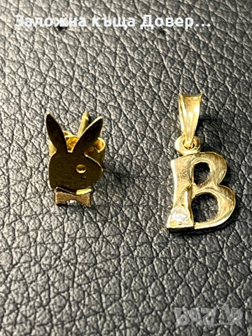 Златна обица playboy висулка буква gold 585 14 karat obica zlatno 