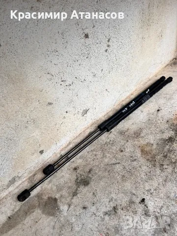 Амортисьор преден капак за Мерцедес Ц-класа W204. A2048800029. A2129800564