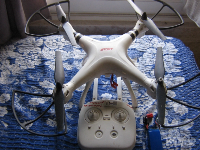 Продавам голям дрон                                      STUNT 15 е