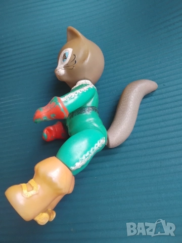 Котаракът в чизми - стара играчка, снимка 2 - Колекции - 52516251