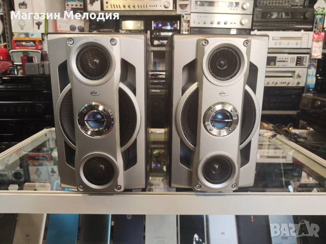 Тонколони Elta В отлично техническо и визуално състояние. Височина 30см., ширина 18см., дълбочина 23