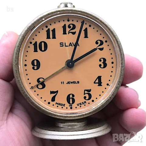 Ретро механичен будилник Slava (обслужен)