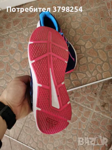 Дамски маратонки Adidas , снимка 5 - Маратонки - 41770115