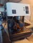 Кафе машина Саеко италианска с месингова ръкохватка, работи отлично и прави хубаво кафе с каймак , снимка 2