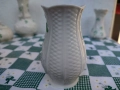 Belleek Ireland Малка Claddagh ваза, снимка 4