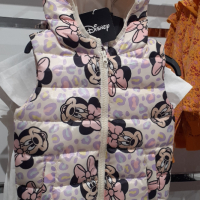 Нови якета и грейки с Мини Маус, снимка 2 - Детски якета и елеци - 44534128