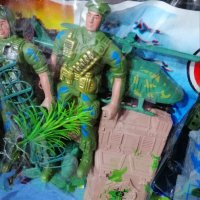 Детски военен комплект с войници и военна техника , снимка 2 - Фигурки - 38665822