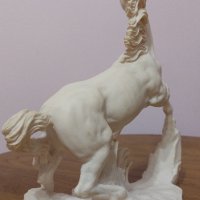 Склуптура на кон от лят мрамор. Отлично състояние., снимка 7 - Антикварни и старинни предмети - 44355269