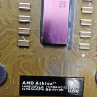 Процесор  AMD Mobile Athlon XP-M 2400+ - AXMH2400FQQ4C, снимка 2 - Процесори - 44530524