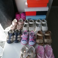 Обувки, ботуши, чехли сандали, маратонкибебе 19 номер, снимка 1 - Детски обувки - 38001616