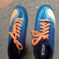 Детски футболни обувки 35 номер, снимка 5 - Футбол - 42540638