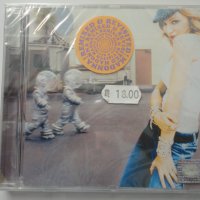 Madonna/Remixed & Revisited, снимка 1 - CD дискове - 33765262