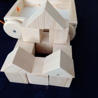 Количка с дървени кубчета, за дърпане., снимка 8 - Играчки за стая - 39612523
