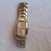 GUESS марков дамски кварцов часовник с механизъм на SEIKO., снимка 1 - Дамски - 29630442