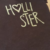 Hollister Тениска с щампа, снимка 1 - Тениски - 32111540