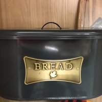 Метална кутия за хляб - три цвята, снимка 3 - Аксесоари за кухня - 39964923