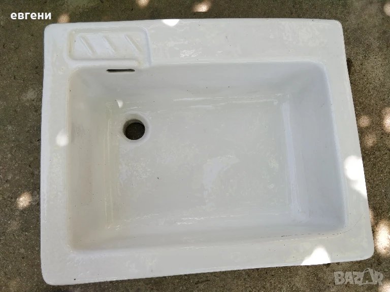 Порцеланова мивка, снимка 1