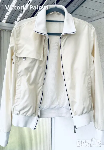 Леко преходно яке бомбър MONCLER оригинал, снимка 1