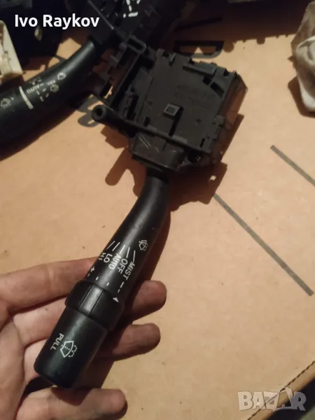 Лостче чистачки за Toyota Avensis 2004, снимка 1