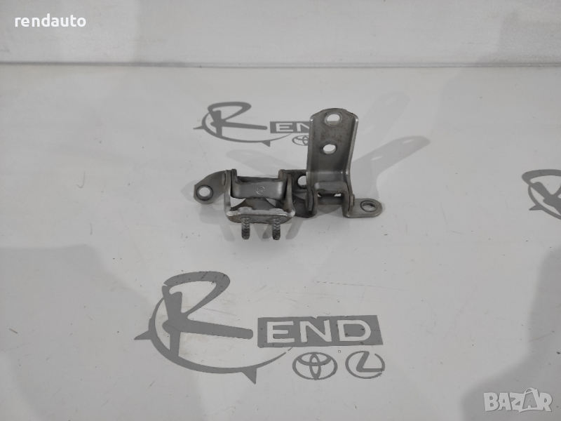 Задни леви панти за врата Toyota Avensis Verso 2001-2009 , снимка 1