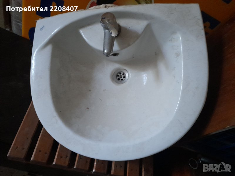 Мивка със смесител, снимка 1