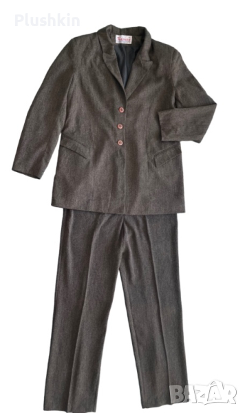 Нов дамски костюм XL, снимка 1