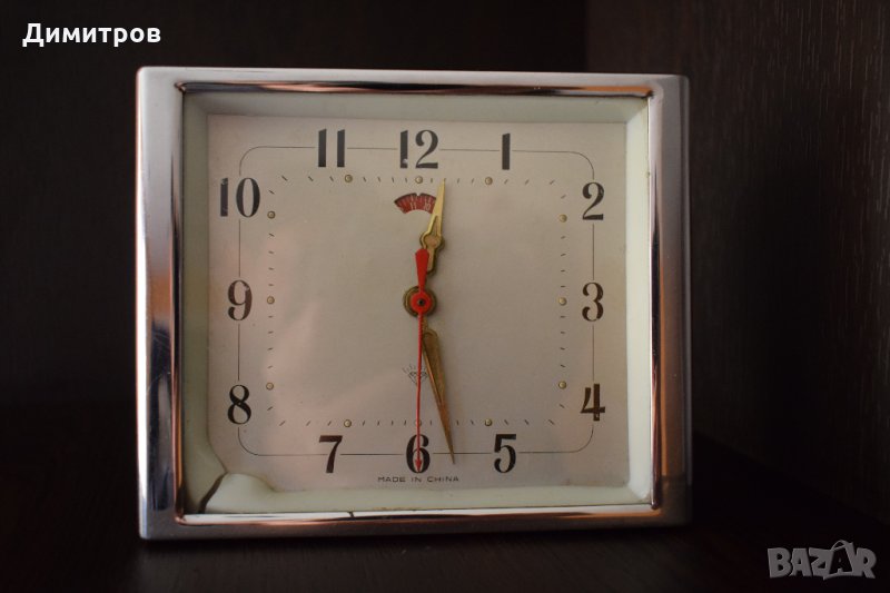 Ретро китайски часовник-будилник, снимка 1