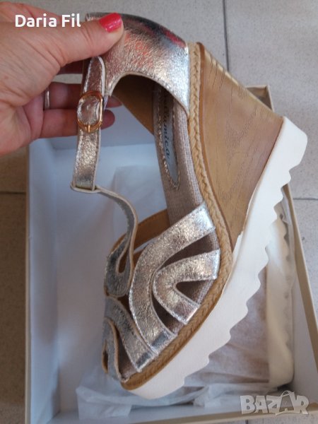 Сребристи сандали на платфома, снимка 1