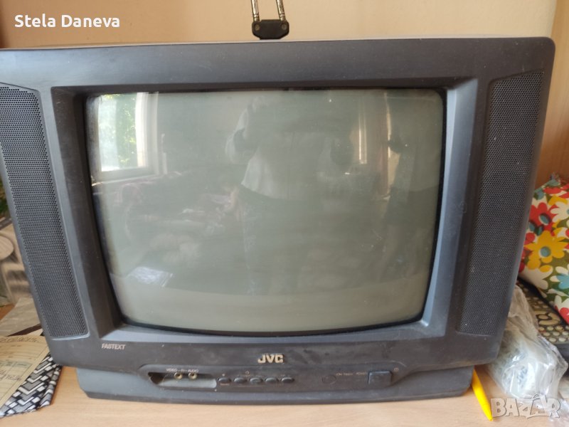 Телевизор JVC, 15 инча, снимка 1